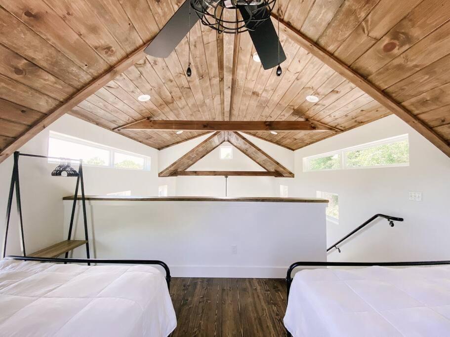 ピジョンフォージModern Smoky Mountain Tiny Houseアパートメント エクステリア 写真